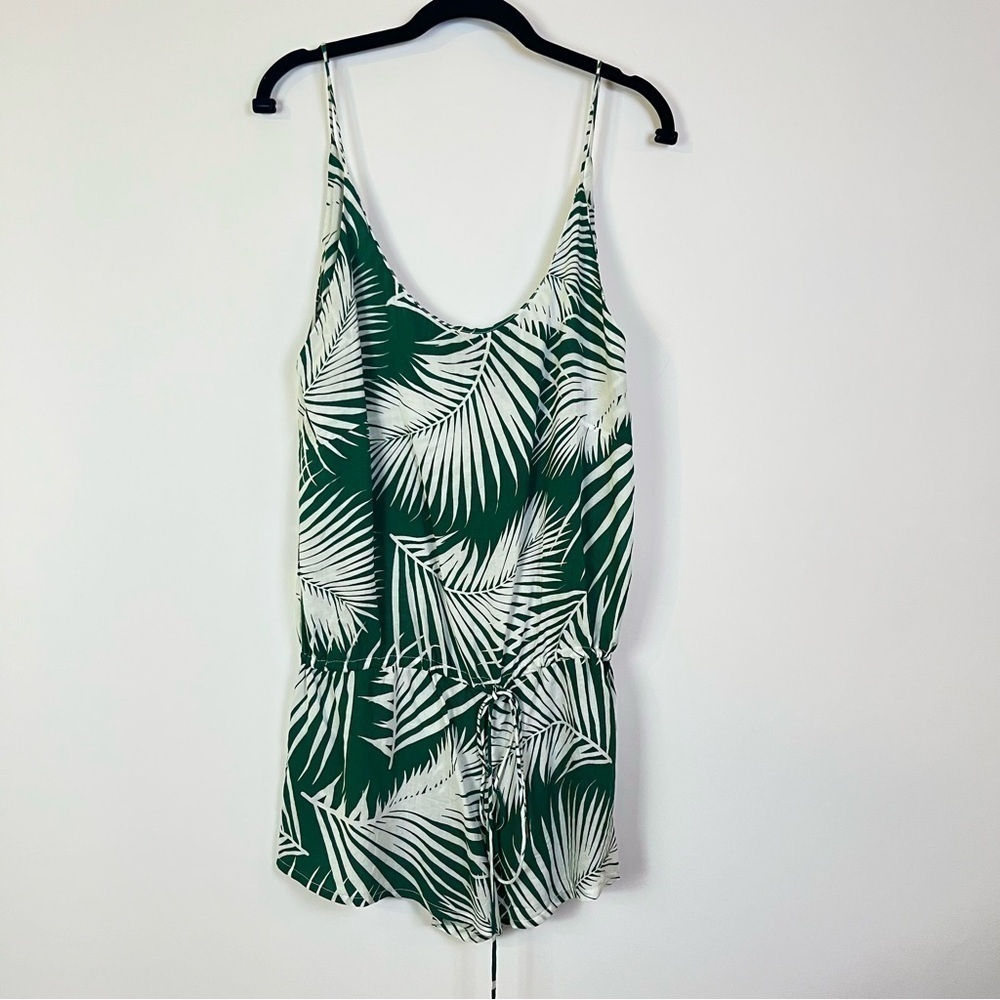 Mikoh Green & White Tropical Palm Print Romper – Size 2 or Medium